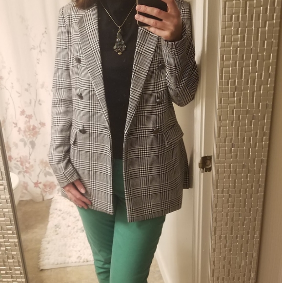Houndstooth Stylish Blazer - Picture 3 of 4